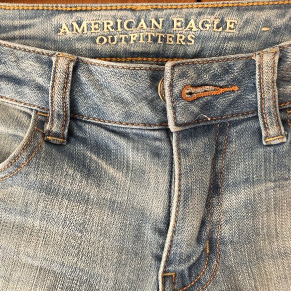American Eagle size 2 jeans - Picture 3 of 3
